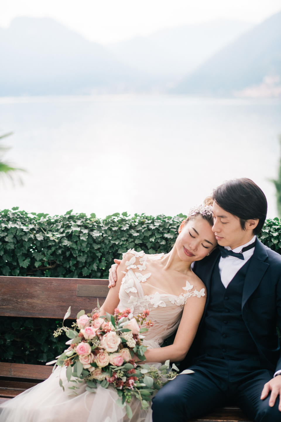 Due to travel restrictions, their loved ones were unable to fly in from Japan for the occasion. (Photo: <a href="https://www.manisolwedding.com/" target="_blank">ManiSol Wedding </a>)