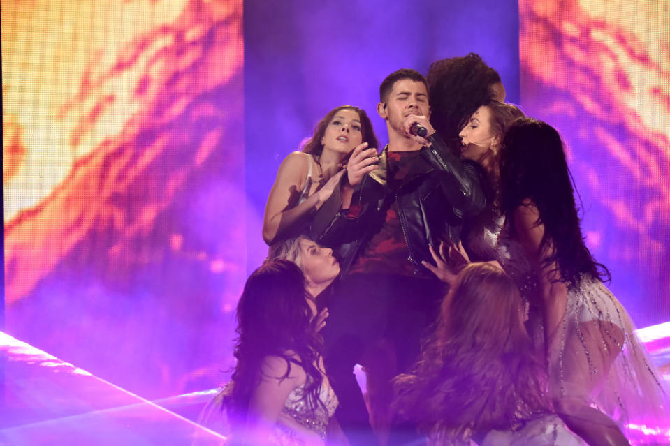 Gallery: Onstage at the 2017 American Music Awards