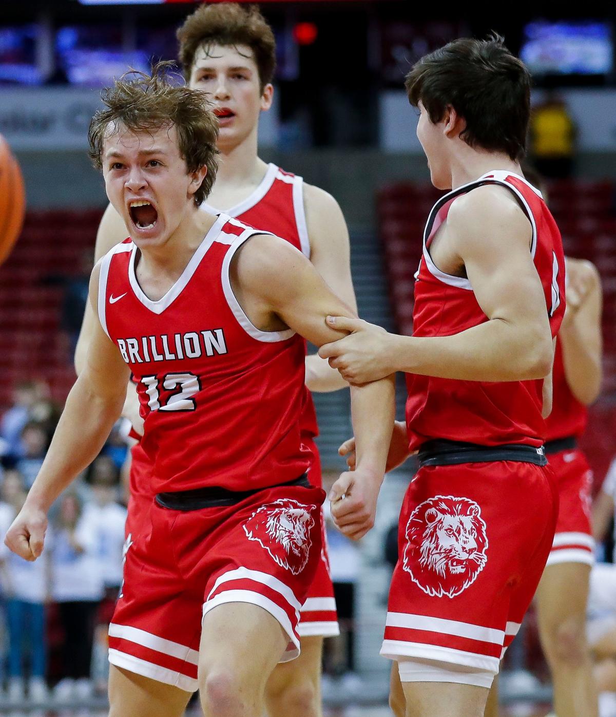 Brillion survives Lakeside Lutheran, advances to WIAA Division 3 boys