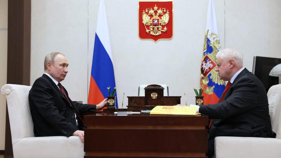 Russian President Vladimir Putin, left, meets with Sergei Mironov, head of the political party A Just Russia — Patriots — For Truth, on Feb. 14, 2023. (Mikhail Metzel/Sputnik/AFP via Getty Images)