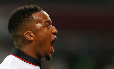 Football Soccer - Metz v Nice - French Ligue 1 - Saint Symphorien stadium, Metz, France - 23/10/16. Nice's Alassane Plea celebrates after scoring a penalty against Metz. REUTERS/Vincent Kessler