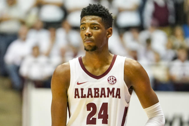 Alabama's Brandon Miller Named AP's SEC Player, Newcomer of Year 