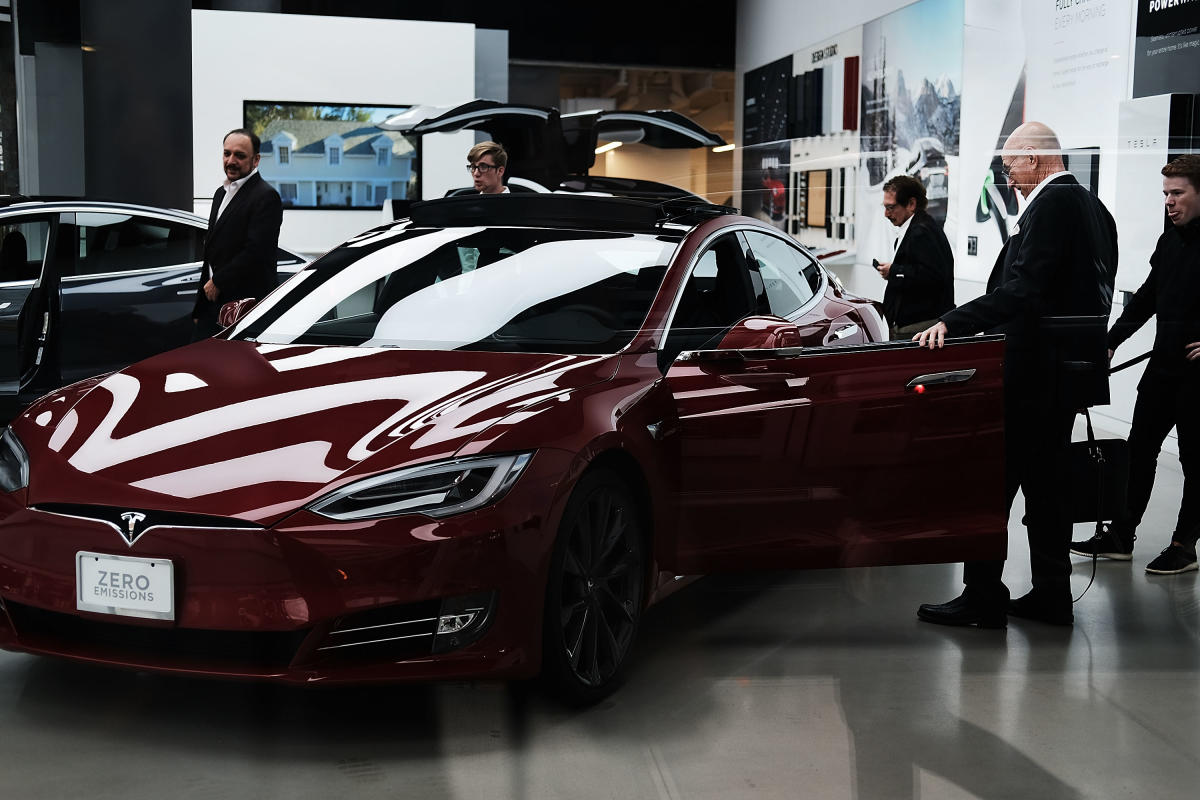 you-ve-only-got-3-days-left-to-get-a-full-tax-credit-for-buying-a-tesla