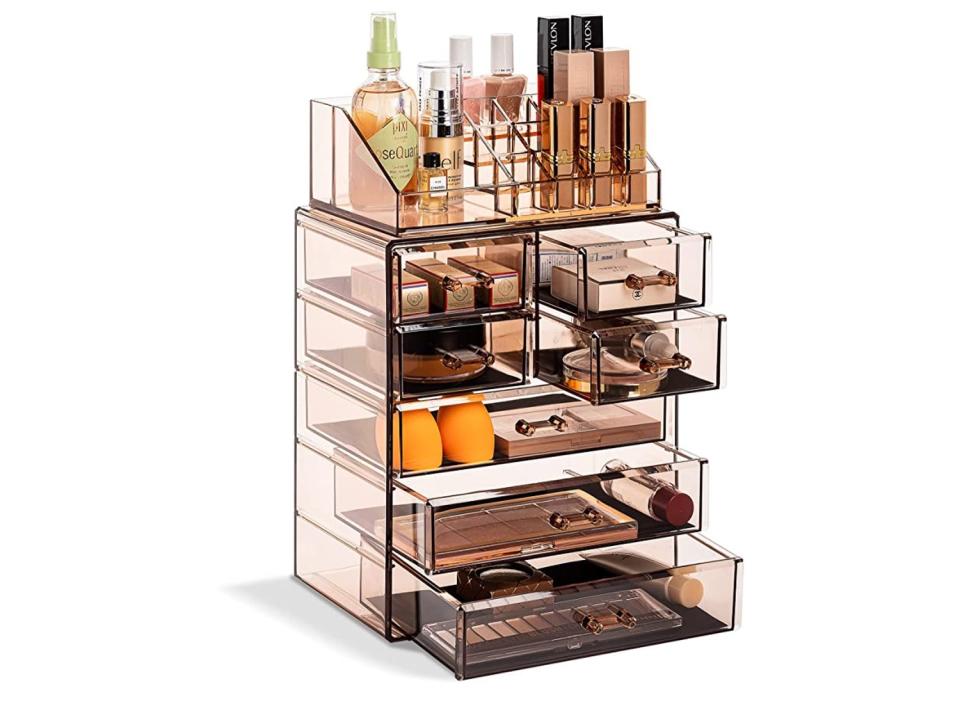 a makeup and jewelry storage case display