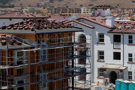 FOTO DE ARCHIVO: El desarrollo y la construcción continúan en un proyecto de infraestructura a gran escala de más de 600 viviendas en Oceanside, California, EEUU, 25 de junio de 2018. REUTERS/Mike Blake/File Photo