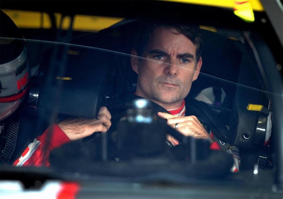 NASCAR Sprint Cup Series driver Jeff Gordon prepared for practice at Charlotte Motor Speedway in October. Gordon, 44, has three weeks left in his career as a full-time NASCAR driver.