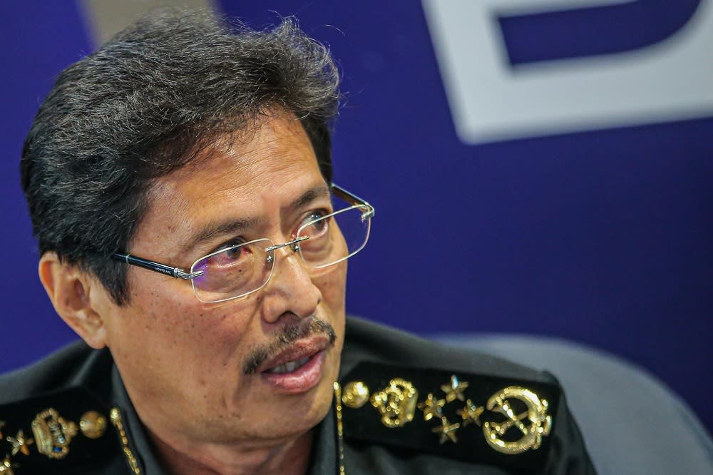 Malaysian Anti-Corruption Commission Chief Commissioner Datuk Seri Azam Baki said the investigation was challenging as the issue was 'external and inside'. — Picture by Hari Anggara