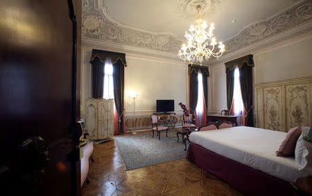 Junior suite room is seen in the Hotel Dei Dogi, part of the hotel chain Boscolo in Venice, Italy, March 15, 2018. REUTERS/Stefano Rellandini