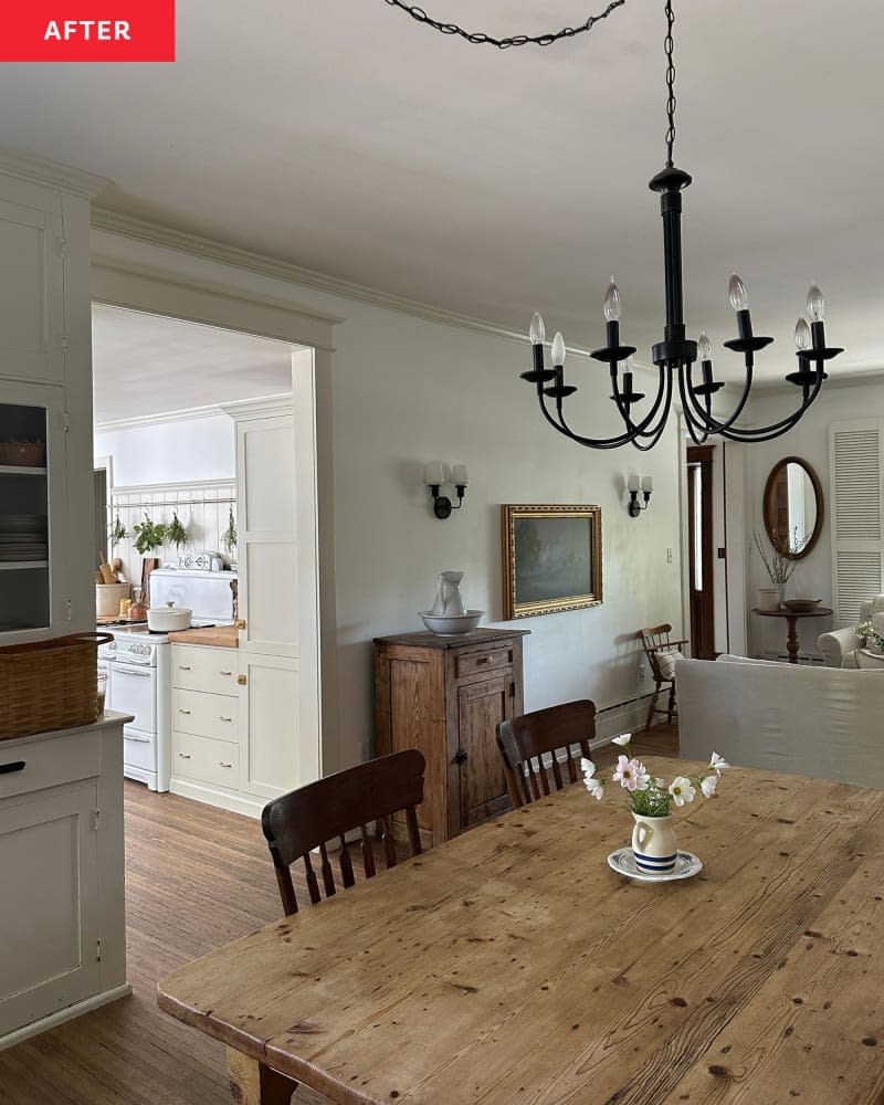 Vintage style dining room.