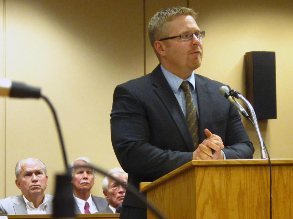 FILE - Attorney Scott Kendall presents oral arguments in a lawsuit, Sept. 26, 2014, in Anchorage, Alaska. Kendall helped write a successful ballot initiative passed by Alaska voters in 2020 that would end party primaries and send the top four vote-getters, regardless of party affiliation, to the general election, where ranked-choice voting would determine a consensus winner. The Alaska Supreme Court is set to hear a challenge to the system Tuesday, Jan. 18, 2022. (AP Photo/Rachel D'Oro, File)