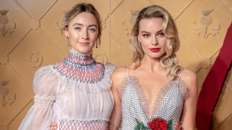 The three-time Oscar nominee discusses seeing co-star Margot Robbie's Queen Elizabeth transformation for the first time.