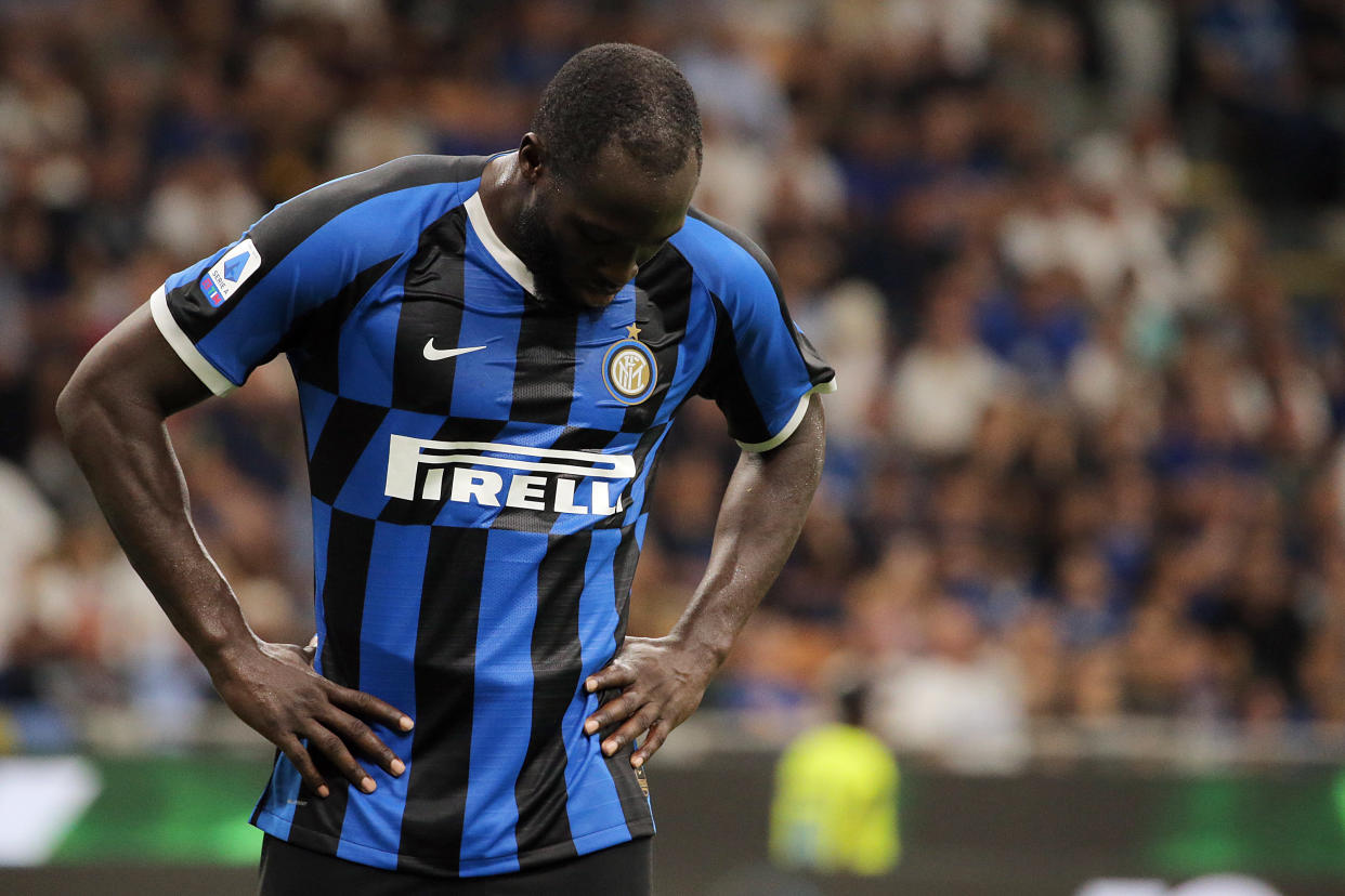 Romelu Lukaku of FC Internazionele reacts to a missed chance during the Serie A match between of FC Internazionele and Udinese Calcio at Stadio Giuseppe Meazza on September 14, 2019 in Milan, Italy. (Photo by Giuseppe Cottini/NurPhoto via Getty Images)