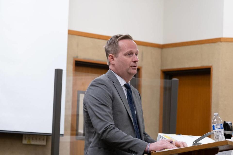 Defense attorney Tim Osman gives opening statements in the murder trial against Stephen Deflaun at San Luis Obispo Superior Court on March 27, 2023.