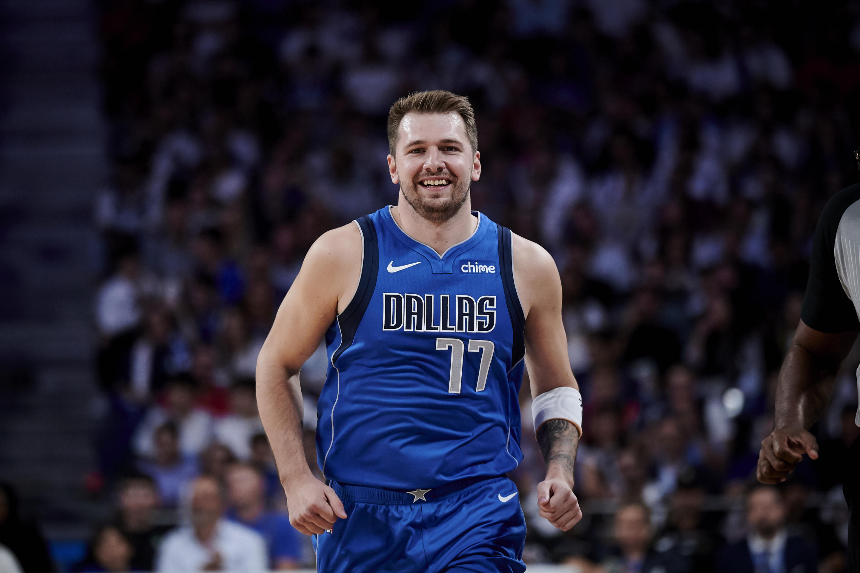 Dallas Mavericks NBA Championship result of superstar play, contributions  from role players 