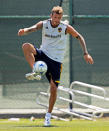 CARSON, CA - JULY 13: David Beckham practices with the Los Angeles Galaxy for the first time this year following the extension of his loan with Italy's AC Milan at The Home Depot Center on July 13, 2009 in Carson, California. Beckham missed the first 17 games of the Major League Soccer team's 30 games this season. (Photo by Kevork Djansezian/Getty Images)