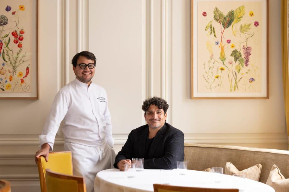 Mauro Colagreco with his head chef Leonel Aguirre Tobia (Matteo Carassale)