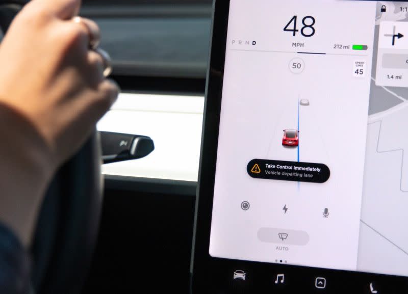 While Tesla continues to tout the benefits of its Autopilot driving assist andinsist that true self-driving capability is close to release, its latestupdates work even when Autopilot isn't on