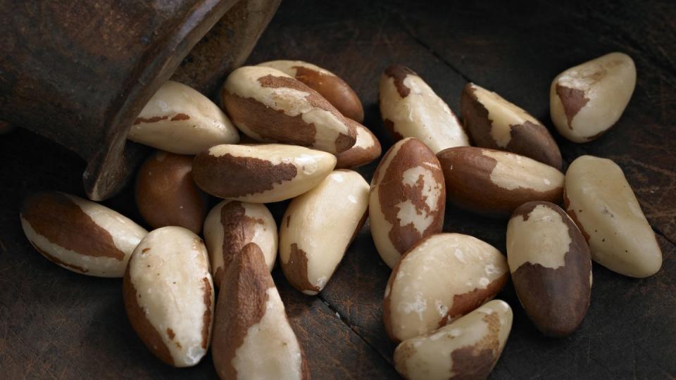 raw brazil nuts