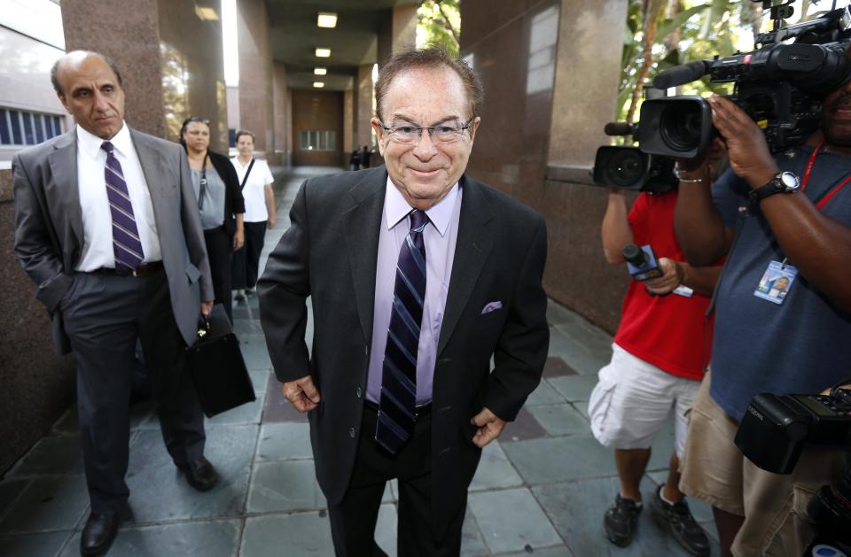 Donald Sterling's lawyer Max Blecher arrives at court in Los Angeles, California July 7, 2014. The $2 billion sale of the NBA's Los Angeles Clippers faces a key legal hurdle on Monday as the estranged husband and wife who own the franchise battle in court over control of the team. Shelly Sterling, 79, has asked a Los Angeles judge to confirm her as having sole authority to sell the pro basketball franchise to former Microsoft Corp chief executive Steve Ballmer at an NBA-record price after husband Donald Sterling vowed to block the deal. REUTERS/Lucy Nicholson (UNITED STATES - Tags: CRIME LAW SPORT BASKETBALL BUSINESS)