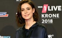 Oft steht sie mit freizügigen Instagram-Bildern im Fokus - und erntet auch Ablehnung. Nun sendet Lena Meyer-Landrut mit einem Bikini-Bild eine wichtige Botschaft.