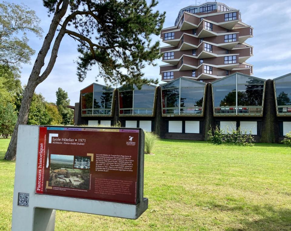 Former site of Hotel Picardy, now Lycée Hôtelier du Touquet