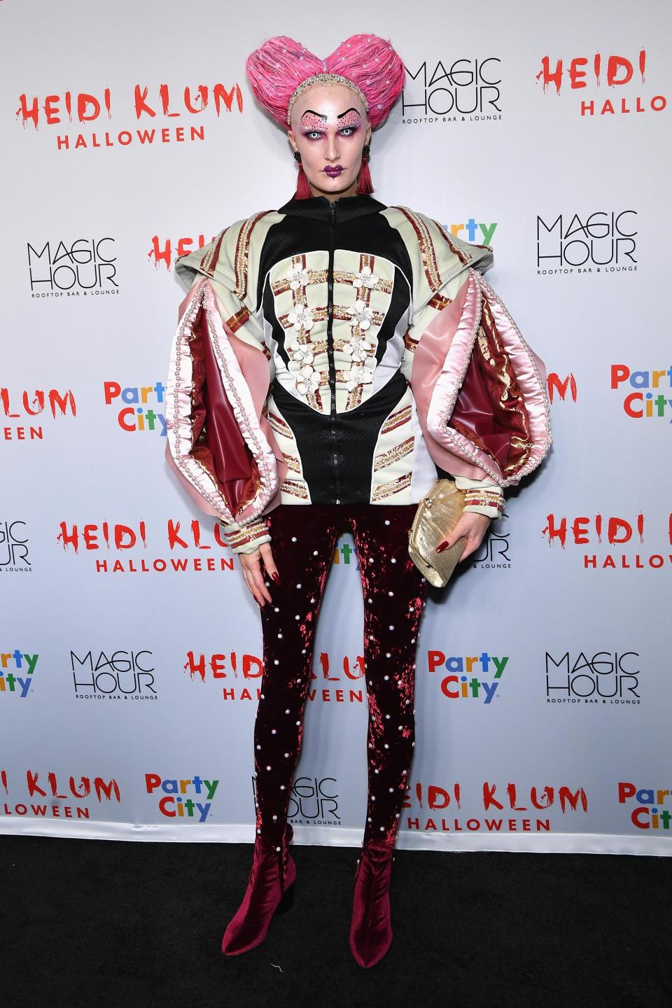 Heather Graham and Mike Myers joins Heidi Klum at her Halloween bash