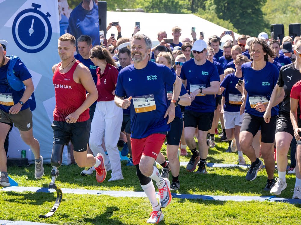 König Frederik X. von Dänemark nahm am 20. Mai am Royal Run in Fredericia, Dänemark, teil. (Bild: getty/BO AMSTRUP / Ritzau Scanpix/AFP via Getty Images)