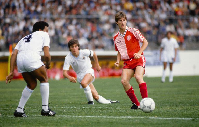 Otra de las elegidas: la de Dinamarca en México 1986; aquí, con Michael Laudrup en acción frente a Uruguay