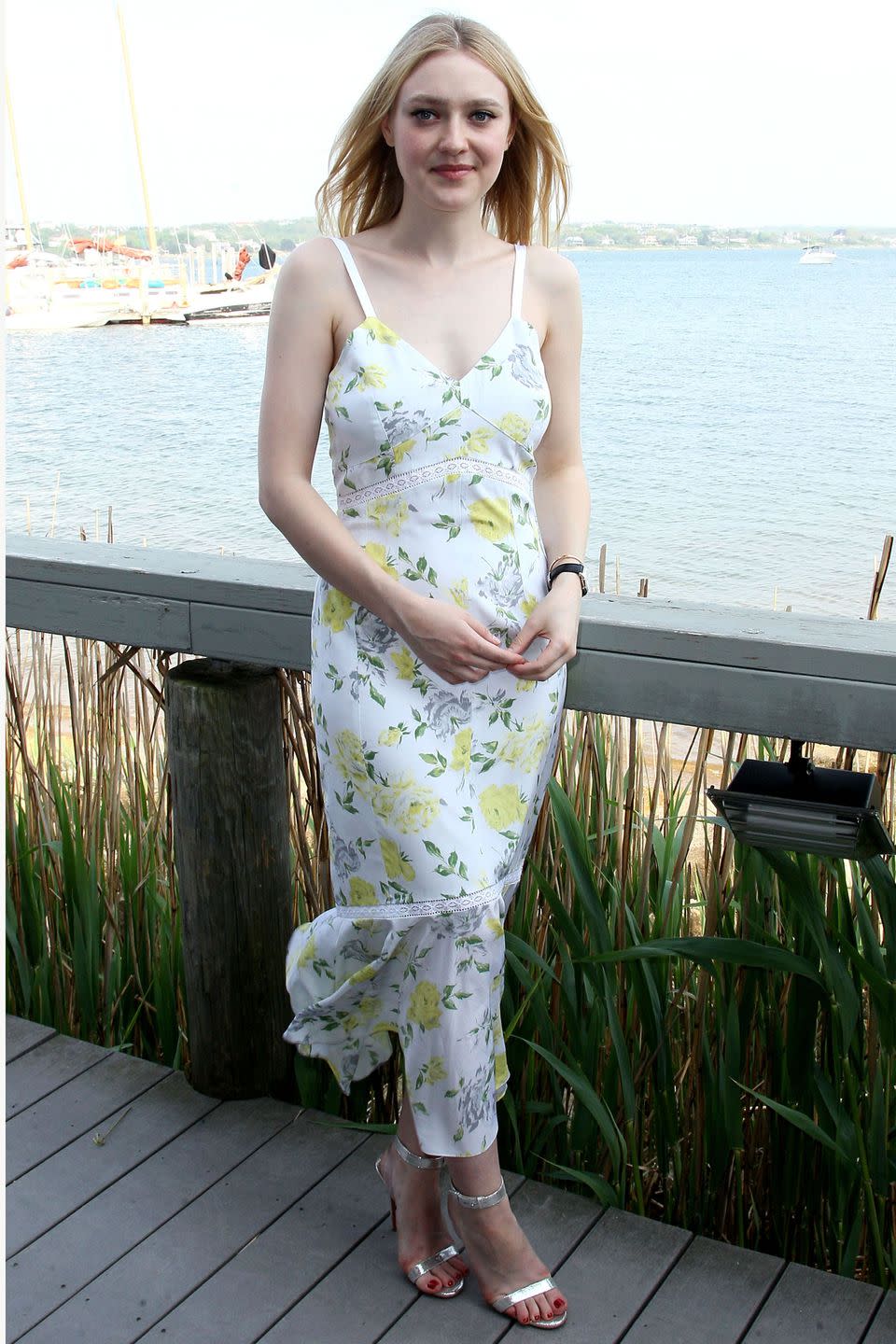 <p><strong>26 May </strong>Dakota Fanning wore a summery printed Cinq à Sept dress at DuJour's Memorial Day party in New York. </p>