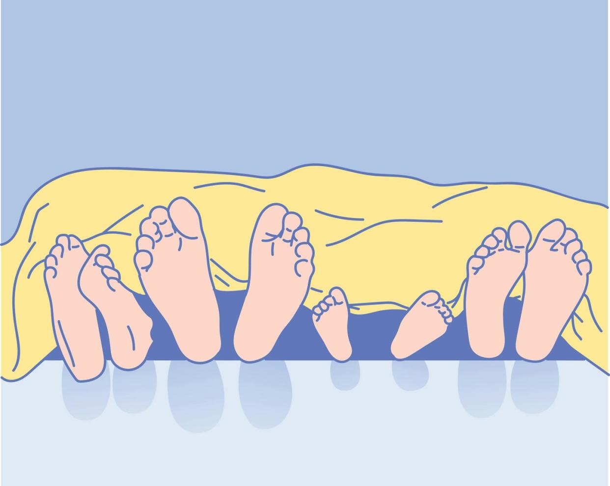 For centuries, people thought nothing of crowding family members or friends into the same bed. <a href="https://www.shutterstock.com/image-vector/bare-soles-feet-parents-child-bed-1434180680?src=RUxgfivnwwjcmTb_p_5Dfw-6-49" rel="nofollow noopener" target="_blank" data-ylk="slk:miniwide/Shutterstock.com;elm:context_link;itc:0;sec:content-canvas" class="link ">miniwide/Shutterstock.com </a>