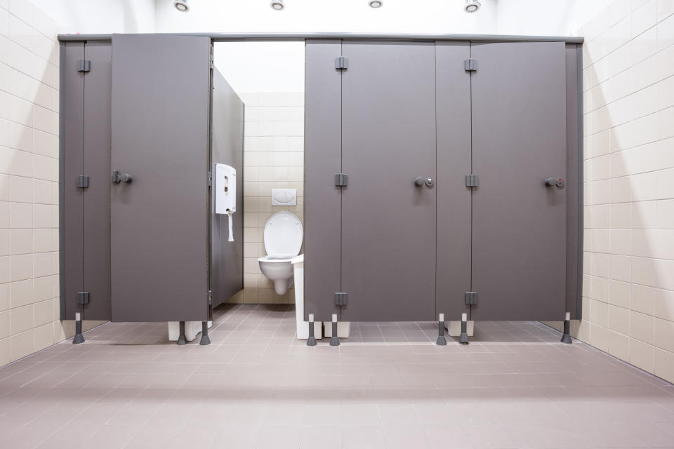 Toilet cubicles 