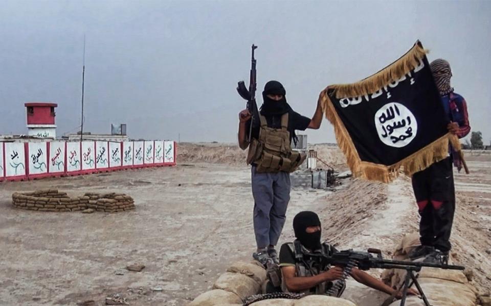 Four teenagers accused of planning to travel to Syria to join Isil in court over terror charges