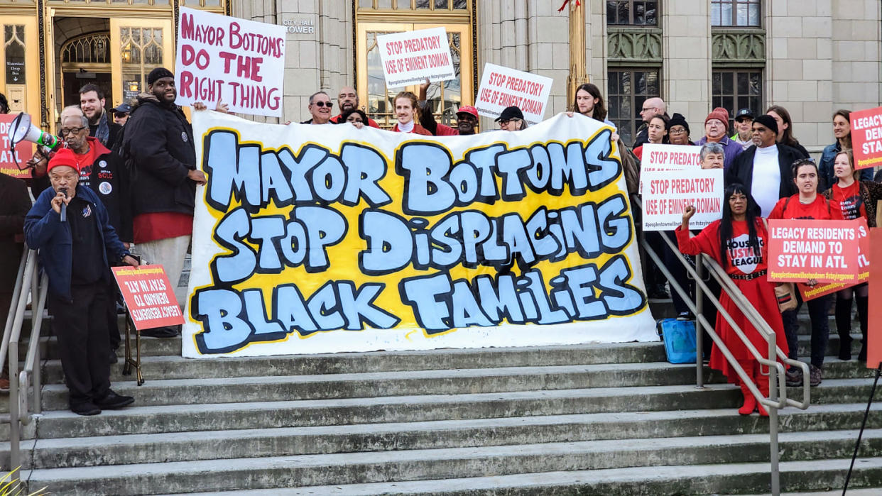 A Housing Justice League tenant protest in Atlanta. (Alison Johnson)