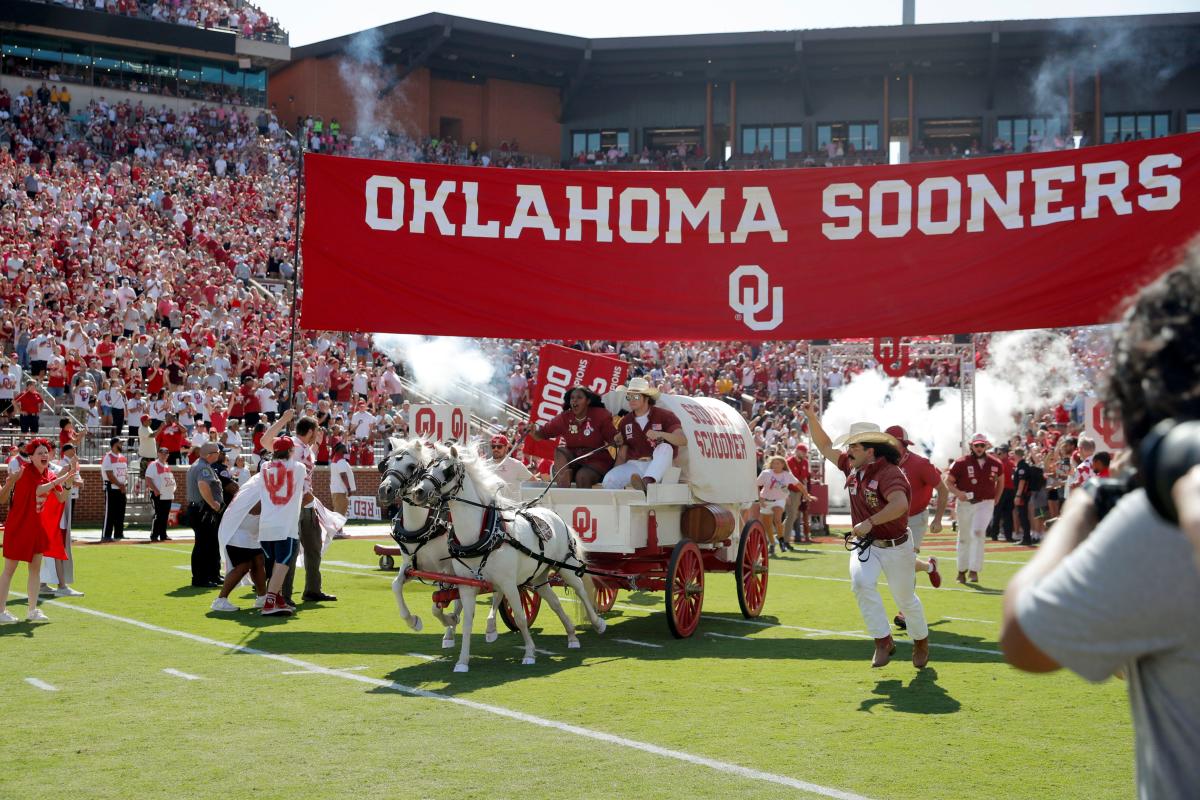 What channel is OU football vs. SMU on today? Time, TV schedule for