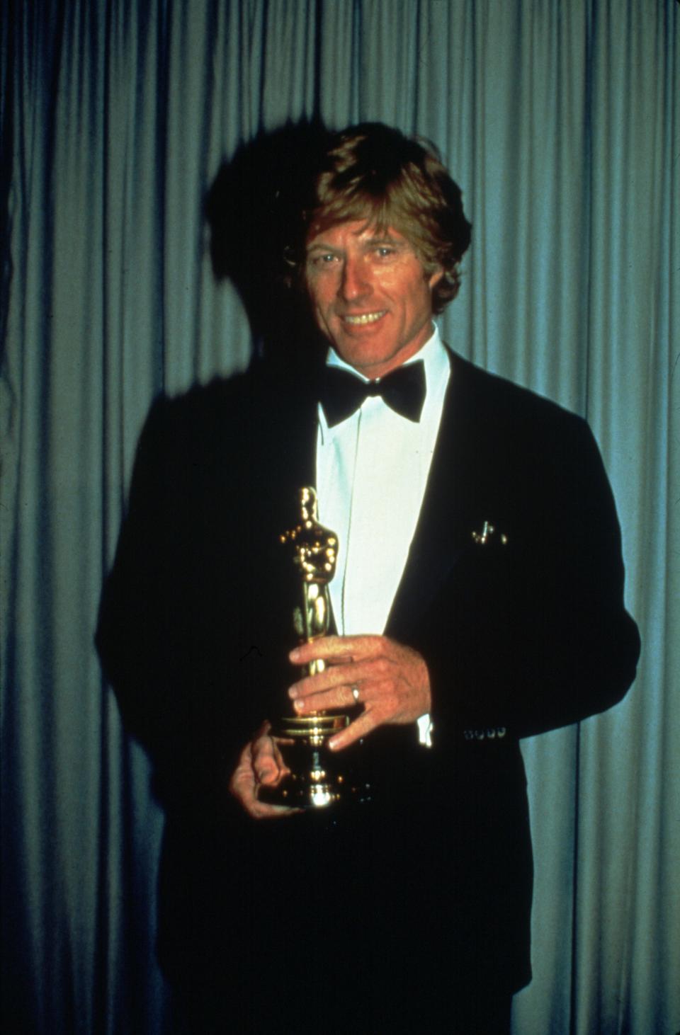 ... und wurde dafür prompt mit einem Oscar ausgezeichnet. Neben dem Ehrenoscar für sein Lebenswerk ist es bislang der einzige reguläre Academy Award für Robert Redford. (Bild-Copyright: SNAP/REX/Shutterstock)