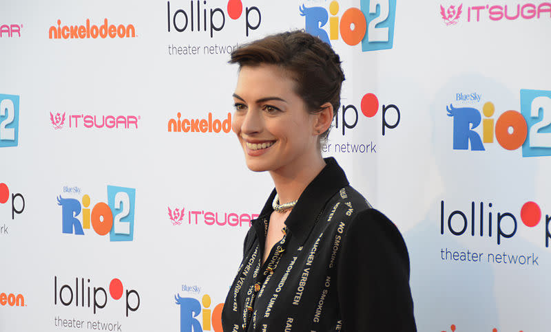 La actriz Anne Hathaway dejó el veganismo en 2013. Foto: Mingle Media/Wikipedia (CC).