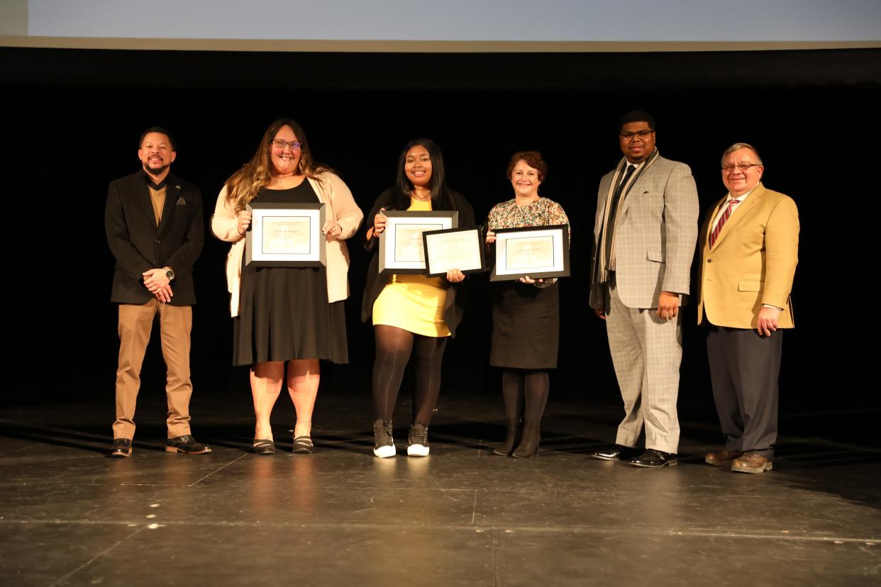 Recognized at the University of Mount Union’s 2022 Dr. Martin Luther King, Jr. Keynote and Awards on Thursday were (l-r): Brandon R. Scarborough, keynote speaker; Stacie Weimer, executive director of the Alliance YWCA and Community Award recipient; Jordan Edith, a Mount Union senior from Cleveland and recipient of the Student Award and MLK Book Award; Melissa Gardner, vice president for marketing at Mount Union and recipient of the Faculty/Staff Award; Maurice Hatcher, musician and song leader; and Mount Union President Tom Botzman.