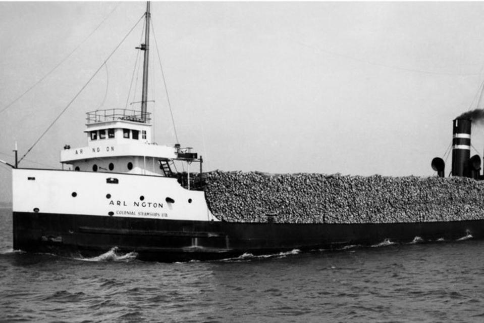 <p>Great Lakes Shipwreck Museum</p> SS Arlington