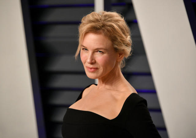 Renee Zellweger Is Ready to Pop on Bridget Jones's Set