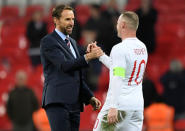 Soccer Football - International Friendly - England v United States - Wembley Stadium, London, Britain - November 15, 2018 England's Wayne Rooney and manager Gareth Southgate shake hands at the end of the match REUTERS/Toby Melville