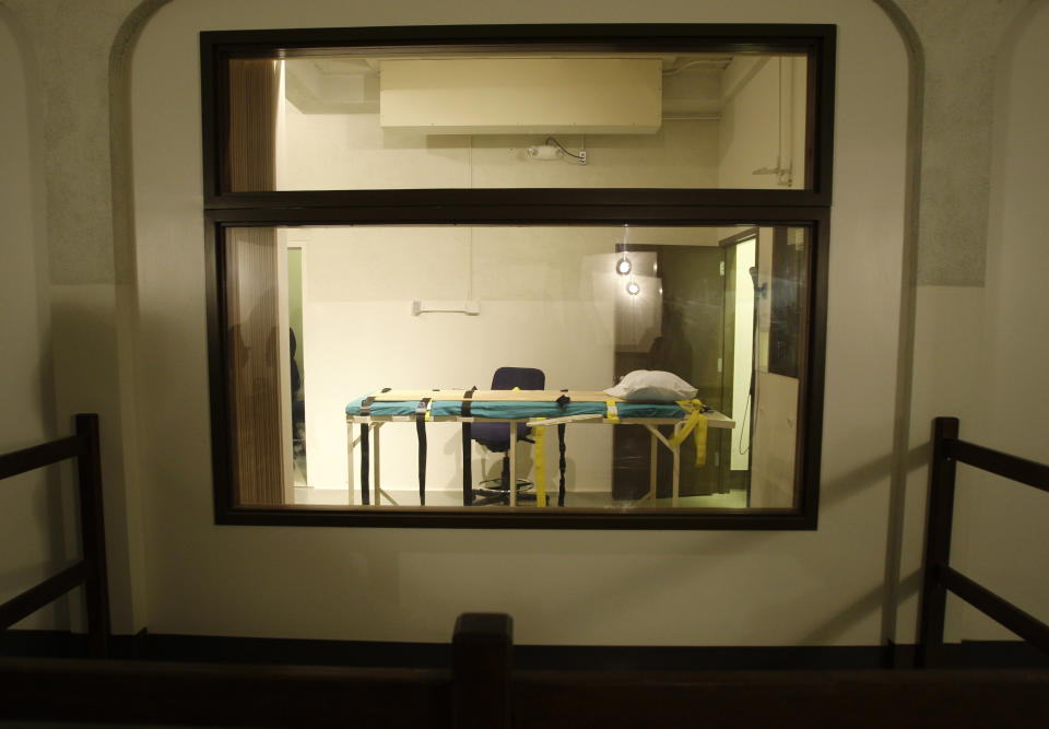 FILE - In this Nov. 20, 2008, file photo, the execution chamber at the Washington State Penitentiary is shown as viewed from the witness gallery, in Walla Walla, Wash. Gov. Jay Inslee announced Tuesday, Feb. 11, 2014, that he is suspending the use of the death penalty in Washington state, but the moratorium does not commute the sentences of people currently condemned to death. (AP Photo/Ted S. Warren, File)