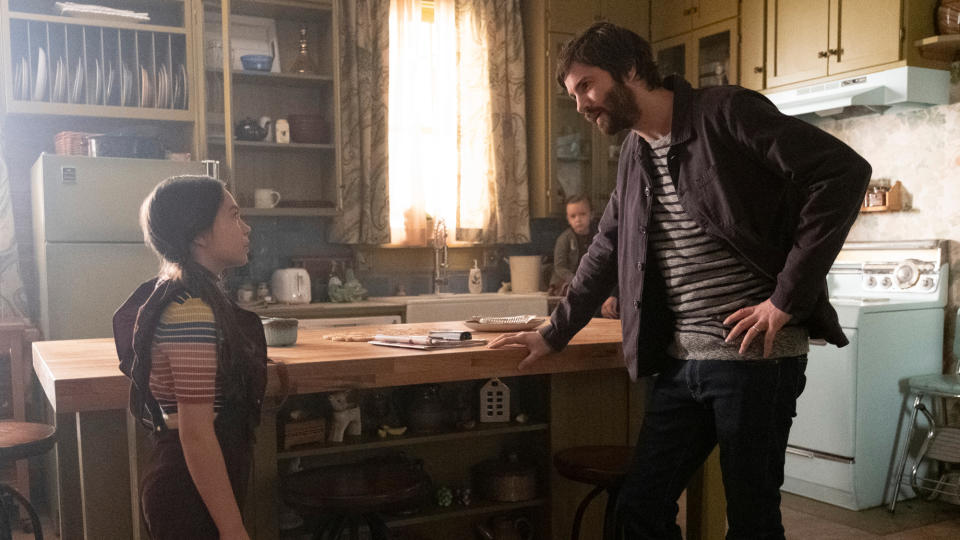 Brooklynn Prince and Jim Sturgess in 'Home Before Dark'. (Credit: Apple)