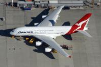 <p>Beim Essen zwar von der Eins gestoßen, insgesamt steht Qantas aber dennoch vor Qatar und den meisten Konkurrenten. In etlichen Einzelkategorien kann das Unternehmen aus Australien den ersten Rang belegen, darunter die besten Lounges oder das beste Bodenpersonal. Insgesamt reicht es so für den dritten Platz. </p>