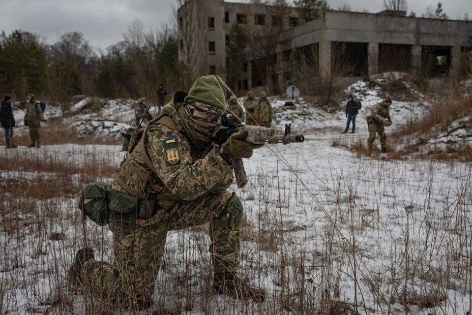 <div class="inline-image__caption"><p>Ukrainian reservist take part in training with "Territorial Defense Forces just outside the capital city of Kyiv as Russian military forces continue to mobilize on the Ukrainian border.</p></div> <div class="inline-image__credit">Michael Nigro/Pacific Press/LightRocket via Getty</div>