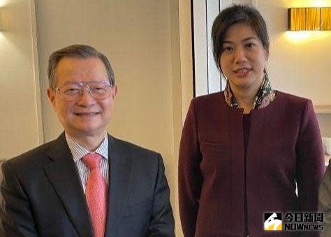 ▲新光金董事長許澎（左）、總經理吳欣儒。（圖／資料照，記者顏真真攝）