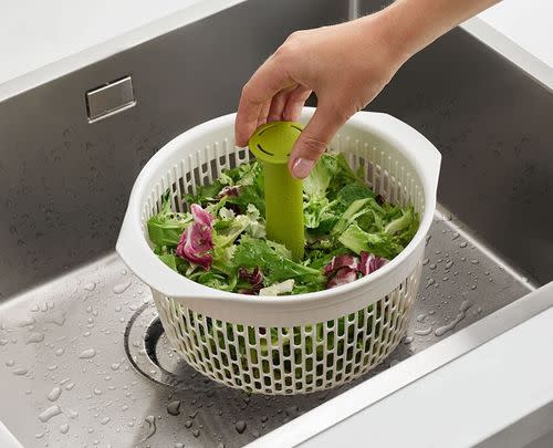 This two-in-one Joseph Joseph colander and salad spinner is perfect for spring meal prep