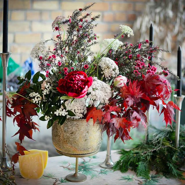 <p><a href="https://clicks.trx-hub.com/xid/hearstcorp_9eb67_tpw?q=https%3A%2F%2Fwww.uncommongoods.com%2Fproduct%2Fstunning-study-flower-arranging-subscription&p=https%3A%2F%2Fwww.thepioneerwoman.com%2Fholidays-celebrations%2Fg41031657%2Fbest-gift-experiences%2F&utmSource=yahoo-us&utmCampaign=3208&utmMedium=syn" rel="nofollow noopener" target="_blank" data-ylk="slk:Shop Now;elm:context_link;itc:0;sec:content-canvas" class="link ">Shop Now</a></p><p>Flower Arranging Subscription</p><p>uncommongoods.com</p><span class="copyright">Uncommon Goods</span>