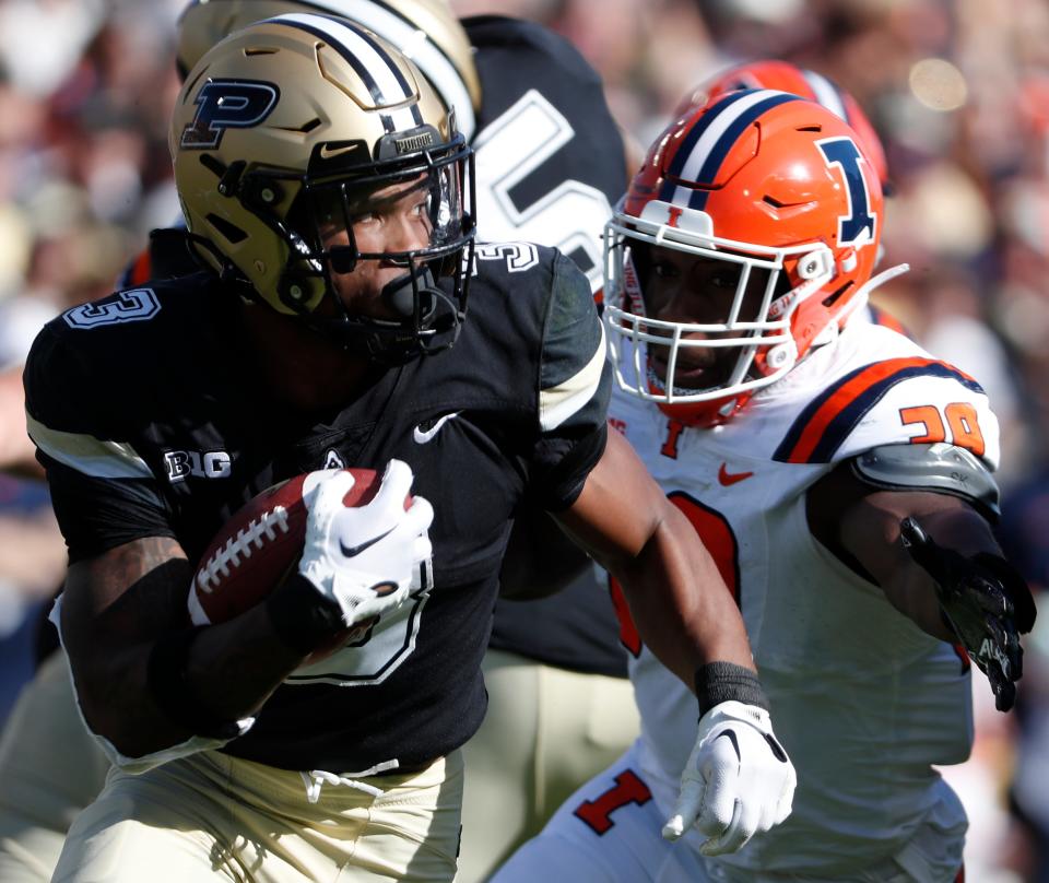 Purdue Boilermakers running back Tyrone Tracy Jr. (3) rushes the ball during the NCAA football game against the Illinois Fighting Illini, Saturday, Sept. 30, 2023, at Ross-Ade Stadium in West Lafayette, Ind. Purdue Boilermakers won 44-19.