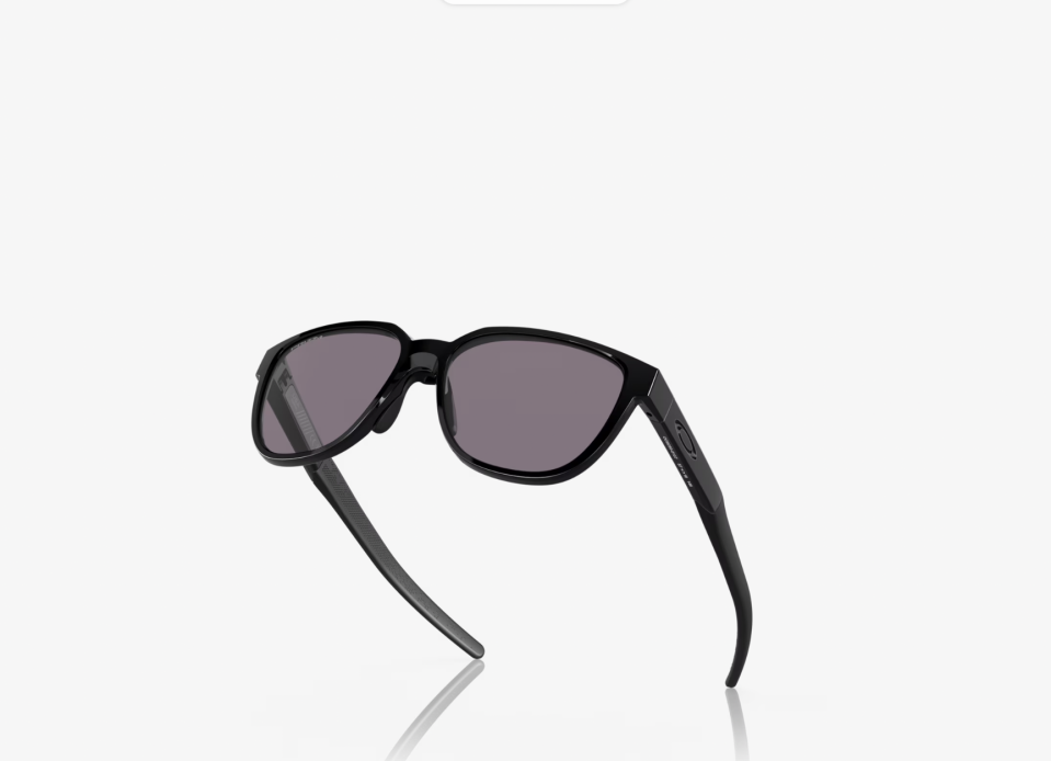 <p><a href="https://go.redirectingat.com?id=74968X1596630&url=https%3A%2F%2Fwww.oakley.com%2Fen-us%2Fproduct%2FW0OO9250%3Fvariant%3D888392602893%26_gl%3D1%252Axg8gpr%252A_up%252AMQ..%26gclid%3DCj0KCQjwm66pBhDQARIsALIR2zCLJdlS0aoBE-DXLrzZ4kcZuaTQURzFMhD3ZpaEDi4HQdCqroDVD4YaAjehEALw_wcB%26gclsrc%3Daw.ds&sref=https%3A%2F%2Fwww.menshealth.com%2Ffitness%2Fg45512829%2Fgifts-for-runners%2F" rel="nofollow noopener" target="_blank" data-ylk="slk:Shop Now;elm:context_link;itc:0;sec:content-canvas" class="link ">Shop Now</a></p><p>Actuator</p><p>oakley.com</p><p>$167.00</p><span class="copyright">original photo</span>