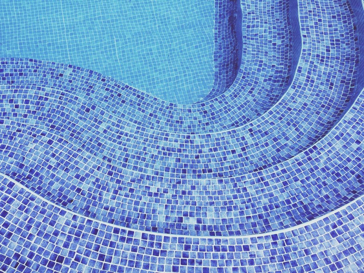 swimming pool designs checkered tile